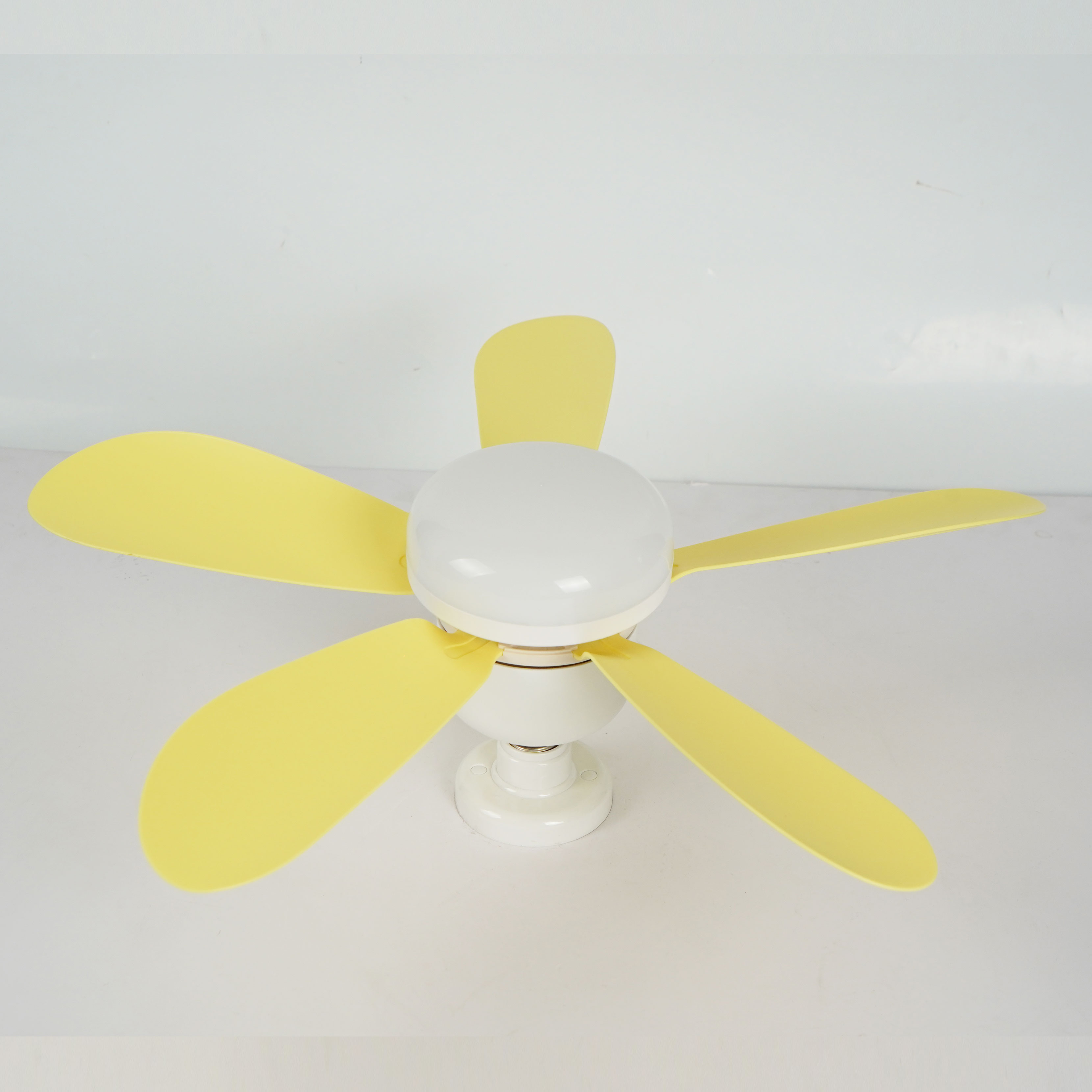 Jaune