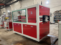 Machine de production automatique de joints d'étanchéité en PVC à double vis motorisée pour profilés, capacité de production de 150-160 kg/h, certifiée CE ISO9001