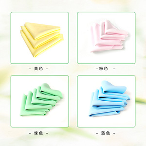 Toalla Absorbente para Mascotas de PVA de Secado Rápido Multifuncional para Limpieza de Perros en Colores Rosa, Amarillo, Verde y Azul - Product Image 2