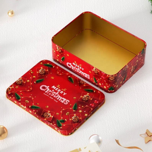 Caja de Regalo Navideña Roja Cuadrada de Metal con Interior Dorado y Diseño Festivo - Product Image 1