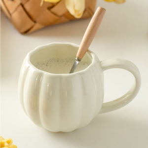 Décoration d'Halloween, tasse à café en céramique en forme de citrouille, crème blanc cassé, 380 ml, cadeau pour le bureau, la maison - Product Image 1