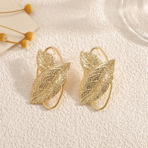 Jingciren Boutique European and American metal <b>leaf</b> design bracelet ring earrings jewelry set <b>light</b> luxury fashion manufacturers - Product Image 6