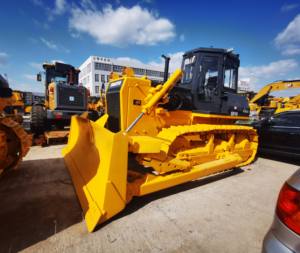 Bulldozer sur chenilles d'occasion de taille moyenne fabriqué en Chine, Shantui SD16, 160 CV, capacité de la benne de 4,5 m, moteur <span class=keywords><strong>à</strong></span> roulement, modèle 2022 - Product Image 2