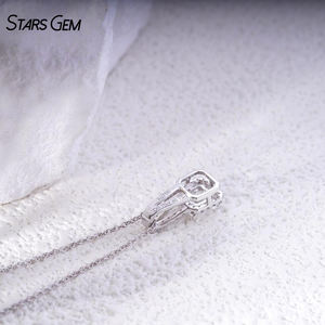 Starsgem 0.65ct Princess Cut DEF VS Lab Grown Diamond 18K Oro blanco sólido Collar con colgante de diamante unisex clásico - Product Image 4