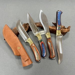 Coltello da Chef Personalizzato 5CR15 con Finitura a Specchio, Coltello da Macellaio Bowie con Bolster in Ottone Intagliato e Impugnatura in Legno Stratificato - Product Image 3