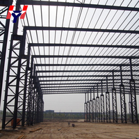 Hangar industriel préfabriqué, atelier d'usine, structure en acier à grande portée, entrepôt, bâtiment