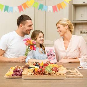 Tabla de Cortar de Bambú Moderna Rectangular Personalizada de Fábrica, Set de Tabla de Queso Ecológica de 1.5cm de Grosor con Cuchillos y Botella - Product Image 2