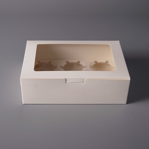 Boîte à cupcakes transparente avec 2, 4 ou 6 compartiments, en papier recyclable avec pelliculage mat, pour présentation de desserts ou service alimentaire - Product Image 6