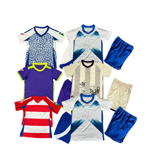 24 25 Voetbalclub Kinderen Voetbal Jersey Set Voor Op Maat Gemaakte Kwaliteit Sportkleding Kinderen Voetbal Uniformen - Product Image 4