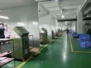 Machine de fabrication de vaisselle, préchauffeur haute fréquence pour la formation de plaques en porcelaine et mélamine, machine de préchauffage pour plateaux alimentaires et articles de table - Product Image 6