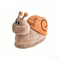 Chaussons en peluche de renne brun festifs, chauds et douillets pour les fêtes de Noël