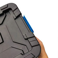 Conteneur de rangement en plastique robuste empilable avec attaches latérales bleues, bac de rangement durable pour garage