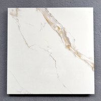 Carreaux de sol en porcelaine effet marbre blanc de haute qualité 600x600 pour l'intérieur, modernes, pour le salon, en gros en Chine