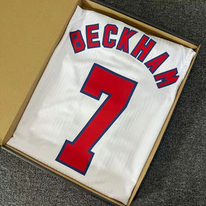 कस्टम रेट्रो फुटबॉल जर्सी 0607 फुटबॉल जर्सी विंटेज क्लासिक फुटबॉल शर्ट विंटेज शैली अनुकूलन योग्य फुटबॉल पहनने योग्य - Product Image 1