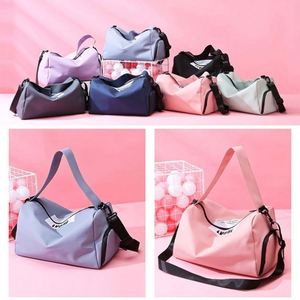 Sac de sport pour femme résistant à l'eau avec logo personnalisé, compartiment à chaussures, sac de sport pour entraînement physique - Product Image 6