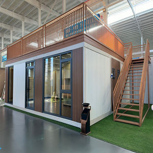 בית מכולה מתקפל מוגבה עם גג שטוח בגודל 20 רגל, בהתאמה אישית יוקרתית, עם מטבח ועיצוב מודרני של חדרי שינה, מבנה טרומי. - Product Image 2