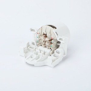 10A 240V Surface Fit 3 Pin Socket Electrical <strong>Plug</strong> Base Bulk Socket - Product Image 2