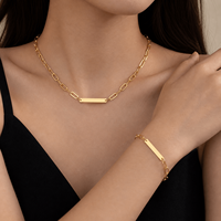 Ensemble collier et bracelet personnalisés gravés avec un nom, plaqué or 18 carats, chaîne en acier inoxydable de type trombone pour femmes, bijoux