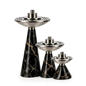 Brûleur à Oud noir orné de découpes florales avec support stable en résine, ensemble de 3 brûleurs à Bakhoor en résine pour la décoration intérieure - Product Image 1