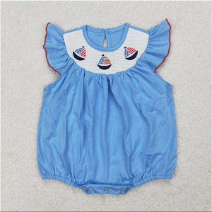 Combinaisons et robes smockées pour bébés garçons et filles, thème Bateaux à voile du 4 juillet - Product Image 3