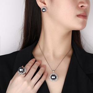 Fashion Eco-friendly Copper Gold Plated <b>Earrings</b> Set Round Cut 16-12mm Grey Shell Pearl Bridal Jewelry Set for Women - Product Image 6