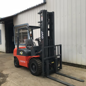 Montacargas Hidráulico Mini CPCD30 de 3 Toneladas, Fabricado en China con Materiales de Montacargas Usados, Motor Diésel JAC de 48kw de Potencia, Gran Venta - Product Image 4