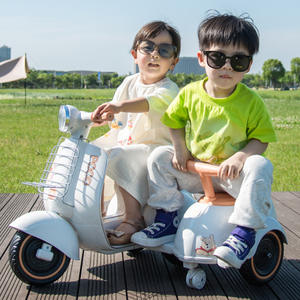 Nouveau tricycle électrique pour enfants de 1 à 6 ans, véhicule à batterie pour garçons et filles - Product Image 5