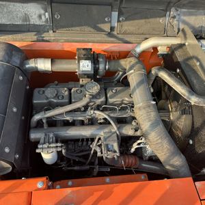 รถขุดตีนตะขาบ Doosan DX300LC-9C มือสอง ขายดี น้ำหนัก 30 ตัน เครื่องยนต์คัมมินส์ ราคาดี สภาพดี พร้อมขายเกียร์และมอเตอร์ - Product Image 2
