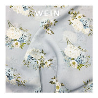 WI-B05 Neuerscheinung Doppelseitiger Chiffon-Stoff Damenkleid Blau-Weiß Blumencluster-Muster Knitter-Print Stoff Nachtwäsche