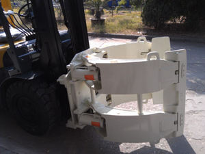 Nuevo accesorio para carretilla elevadora Abrazadera para rollo de papel utilizada en carretilla elevadora apiladora con función de rotación - Product Image 2