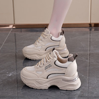Chaussures de papa pour femmes décontracté semelle intérieure en EVA à semelles épaisses chaussures de course de sport à la mode augmentant la hauteur toutes les saisons