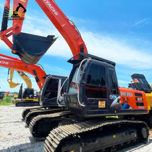 Un sistema de enfriamiento de alta configuración es bueno Hitachi ZX200 Excavadoras usadas para ingeniería municipal - Product Image 1