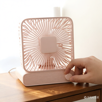 Ventilateurs portables de refroidissement en plastique rechargeables de Chine, petits ventilateurs de table électriques USB pour bureau