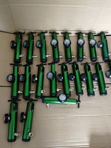 Régulateur d'oxygène médical de style occidental CGA870 avec sortie DISS pour connecter l'humidificateur - Product Image 6