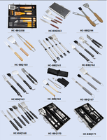 Ensemble de barbecue professionnel en acier inoxydable, outils en acier inoxydable pour l'extérieur et manches en bois, emballé dans un sac