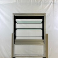 Fenêtre à volets en verre de style continental moderne pour usage extérieur dans les cuisines et les maisons élégantes, fonctionnement manuel, écologique, durable