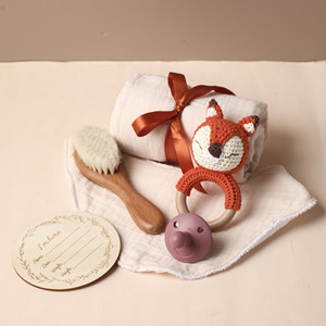 Ensemble de bain pour bébé d'un mois : serviette de bain, brosse en coton, bavoir de bain sans BPA et tétine – Cadeau de <span class=keywords><strong>naissance</strong></span> transfrontalier - Product Image 3