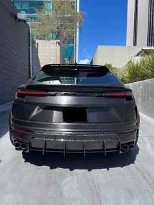 Kit de pare-chocs en Fiber de carbone BTC de haute qualité pour <span class=keywords><strong>Lamborghini</strong></span> Urus 1016 Style diffuseur de lèvre avant jupes latérales mise à niveau de voiture large capot - Product Image 5