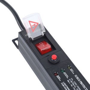 PDU 19 pouces 1U en alliage d'aluminium noir avec 6 prises avec protection contre les surtensions et les surcharges, fonctionnalités USB, France - Product Image 5