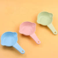 Nouveau design solide accessoires de litière pour chat cuillère d'alimentation pour animaux de compagnie cuillère à nourriture pour chien en plastique de qualité alimentaire pelle épaissie ABS cuillère à nourriture pour chat