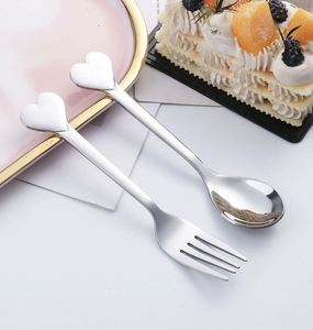Ensemble de cuillères et fourchettes à dessert en forme de cœur, adaptés aux enfants, idéal pour les fêtes et les cadeaux - Product Image 4