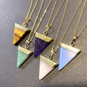 7 pierres précieuses cristal Quartz Triangle guérison pierre naturelle collier pendentif en or pendentif géométrique pierre précieuse - Product Image 2