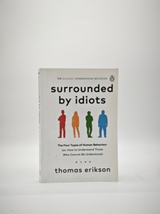 Libro de ficción: rodeado de <span class=keywords><strong>idiotas</strong></span> - Product Image 1