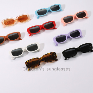 Occhiali da sole blu 2024 per bambini versione coreana per <span class=keywords><strong>ragazzi</strong></span> all'aperto polarizzati parasole protezione UV lente alla moda per bambine - Product Image 2