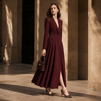 Robe longue de style moderne pour femmes, en mélange de lyocell durable, idéale pour les occasions professionnelles et les soirées