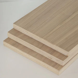 Contreplaqué Plaqué de Placages - Contreplaqué Plaqué Rotatif en Bouleau, Bois d'Hévéa, Eucalyptus, Surface Plate, Décoration Double Face - Product Image 1