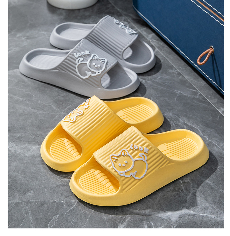 2023 Design Slippers for Men and Women Comfortable Non Slip Beach Slides Bedroom Slippers