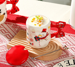 Juego de Tazas Navideñas al por Mayor, Taza de Café de Cerámica Festiva con Tapa de Santa Claus y Reno, Regalo Navideño Perfecto - Product Image 4