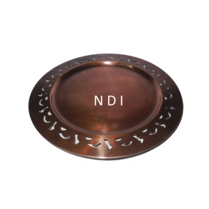 Assiette de service décorative artisanale avec finition dorée pour mariage ou célébration d'occasion spéciale à prix de gros - Product Image 5