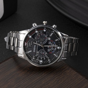 Vente directe d'usine de montres à quartz pour hommes à bracelet en acier inoxydable, tendance et très vendues, avec calendrier - Product Image 1